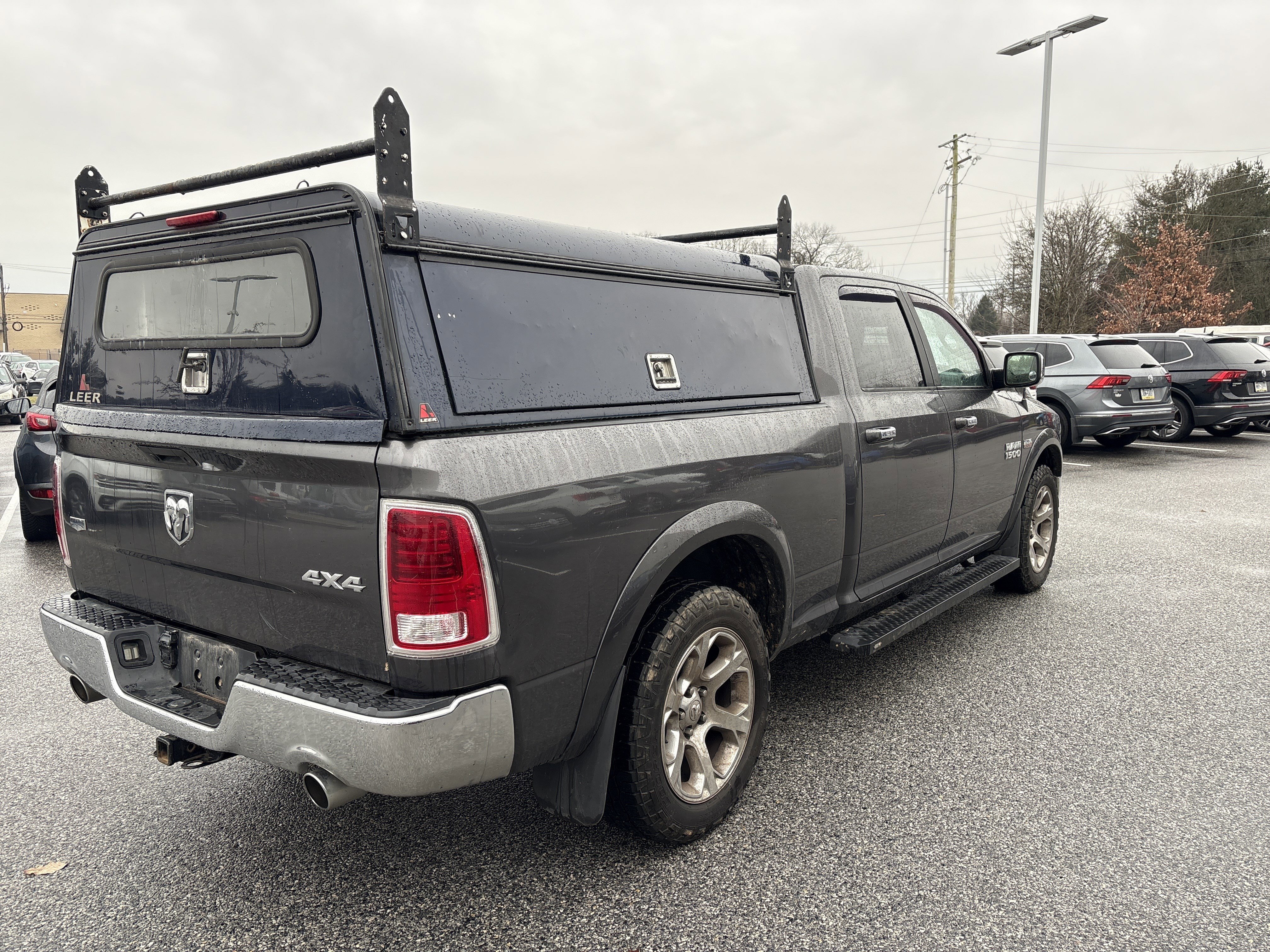 Used 2017 RAM 1500 Laramie w/ Convenience Group image 4