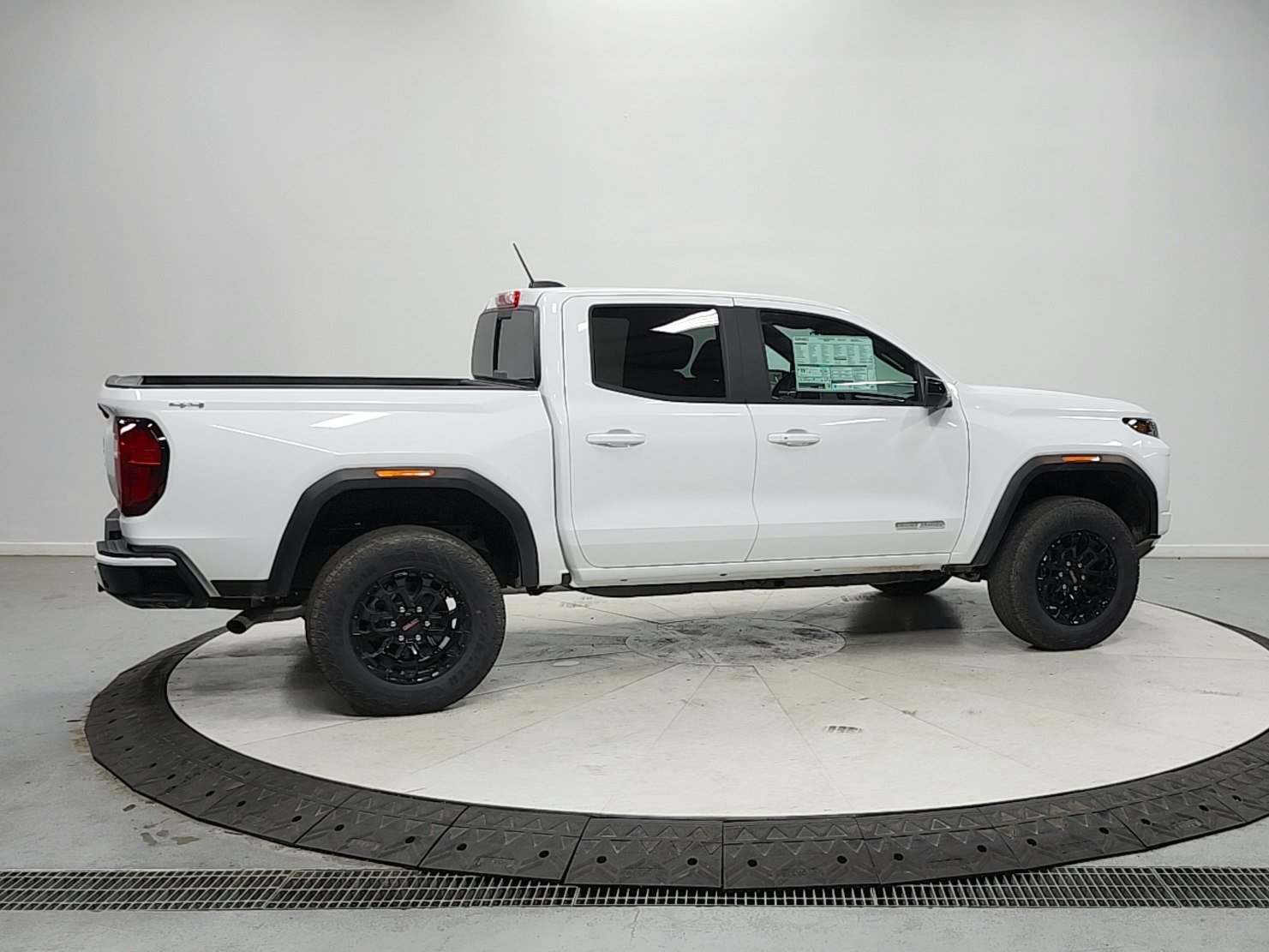 New 2026 GMC Canyon Elevation w/ Convenience Package AWD/4WD image 9
