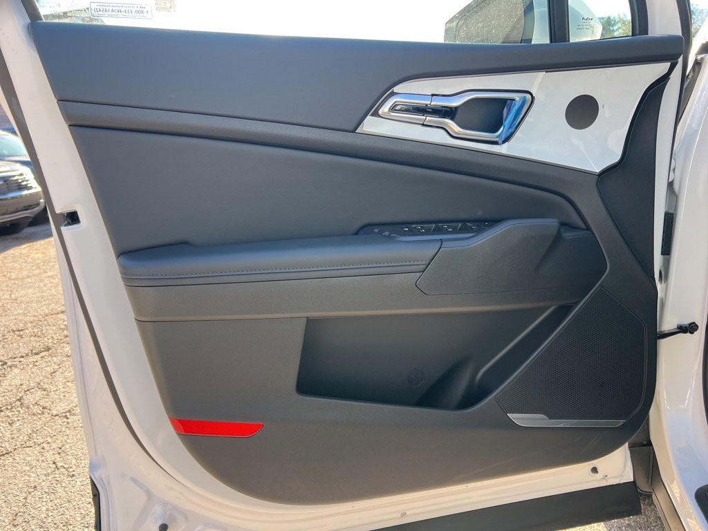New 2026 Kia Sportage EX image 8