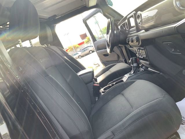 Used 2021 Jeep Wrangler Unlimited Sahara AWD/4WD image 14
