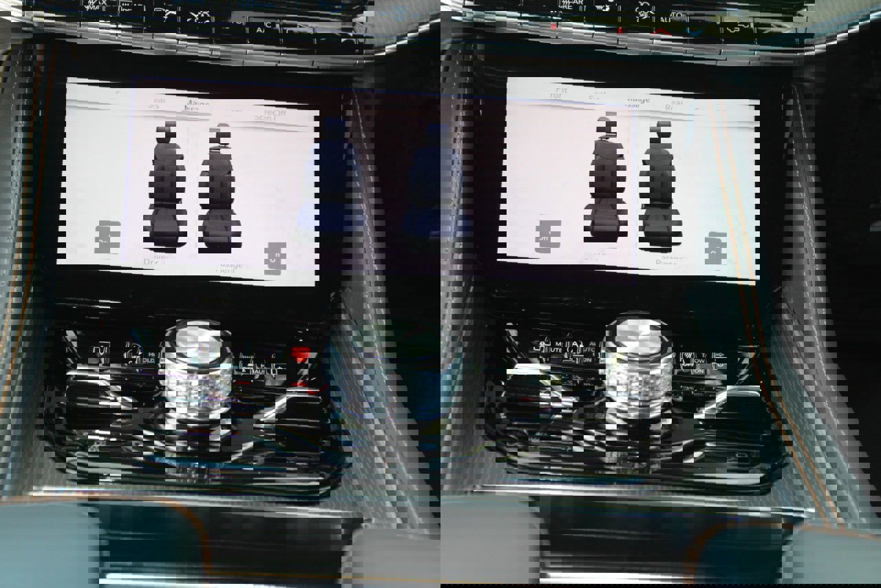 New 2025 Jeep Grand Wagoneer Series III w/ Rear Seat Video Group 1 image 16