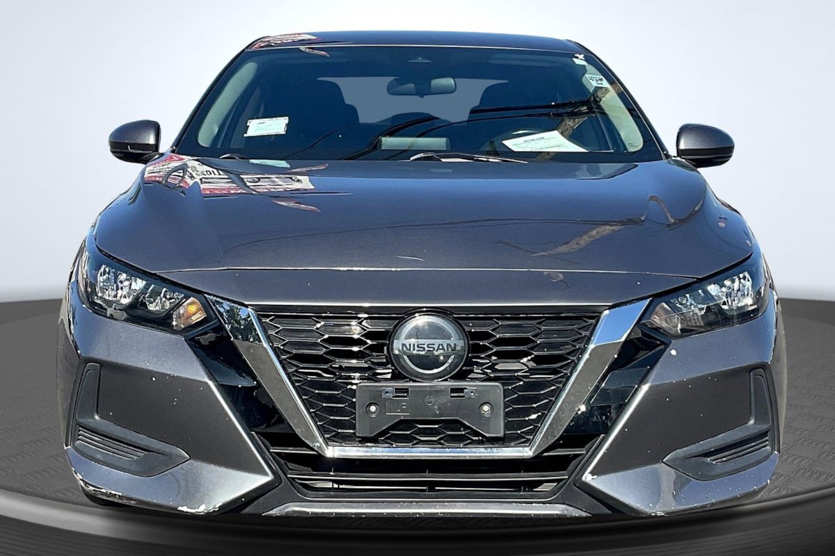Used 2020 Nissan Sentra SV FWD image 3