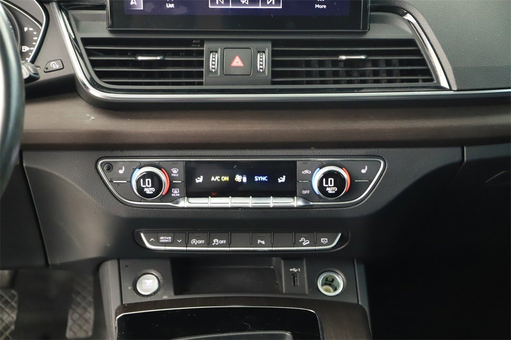 Used 2021 Audi Q5 2.0T Premium w/ Convenience Package image 18