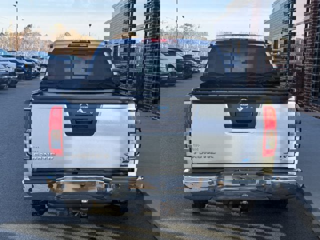 Used 2017 Nissan Frontier SV w/ SV Value Truck Package image 5