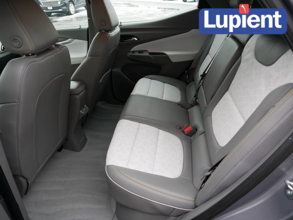 Used 2023 Chevrolet Bolt EUV Premier image 15