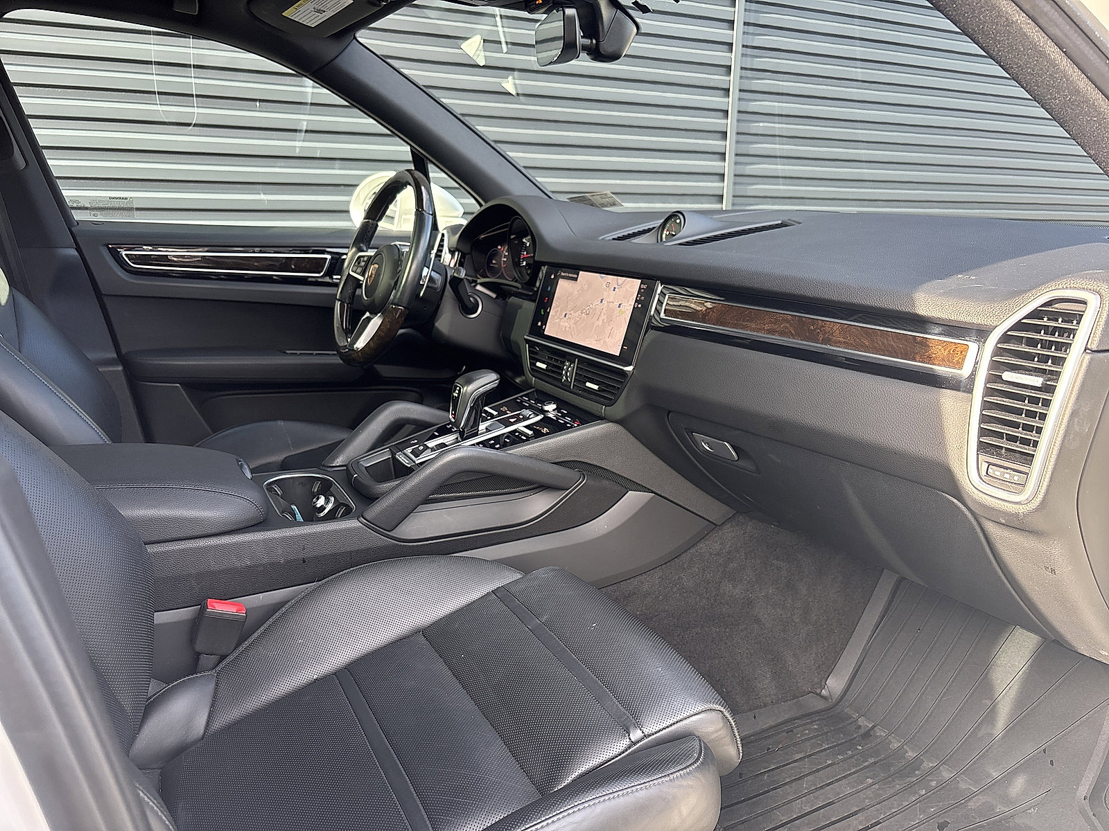 Certified 2022 Porsche Cayenne image 19