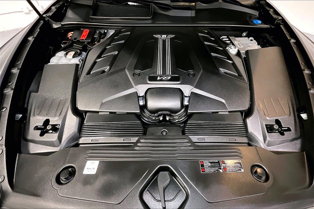 Used 2022 Bentley Bentayga image 15