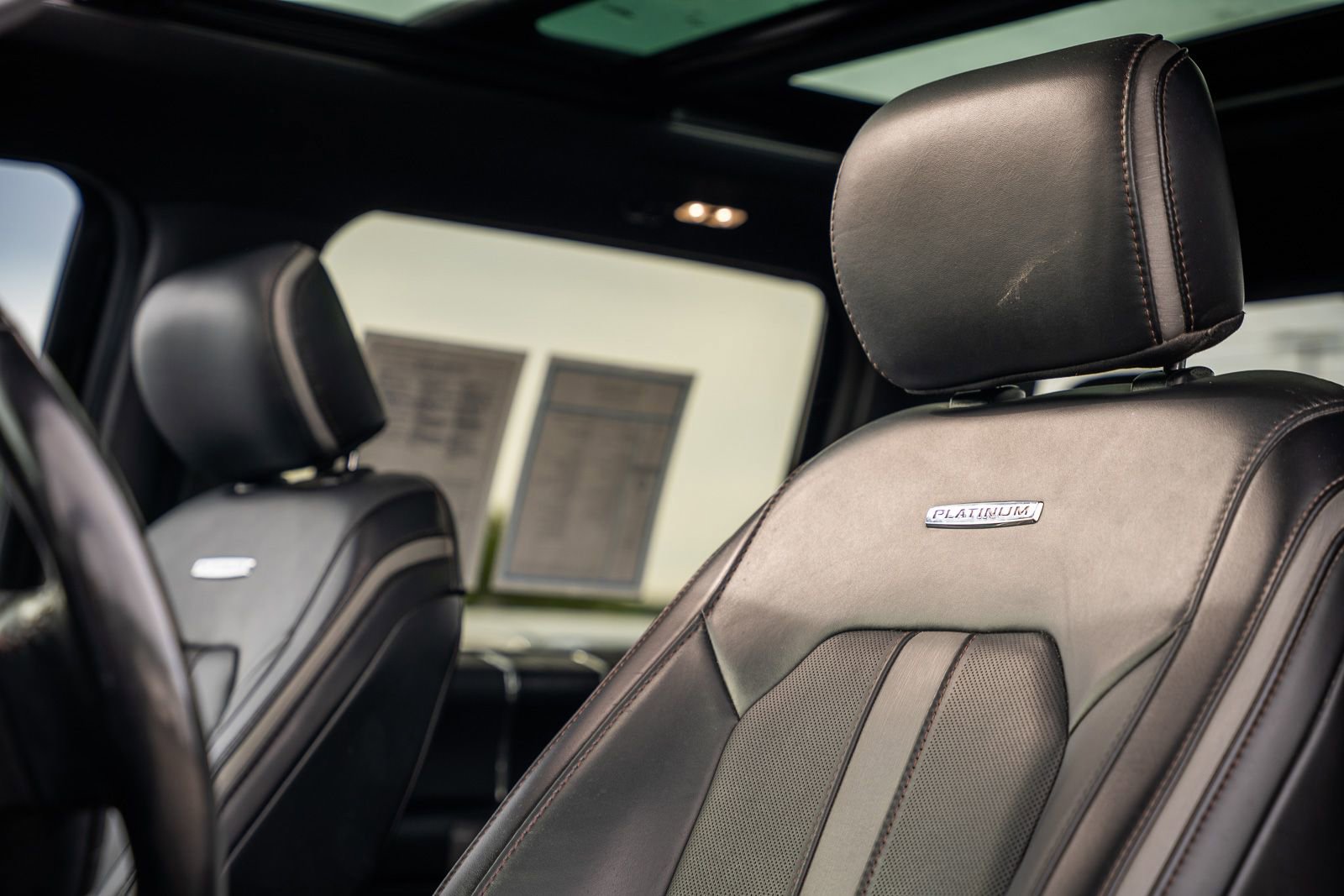 Certified 2019 Ford F250 Platinum w/ Platinum Ultimate Package AWD/4WD image 29