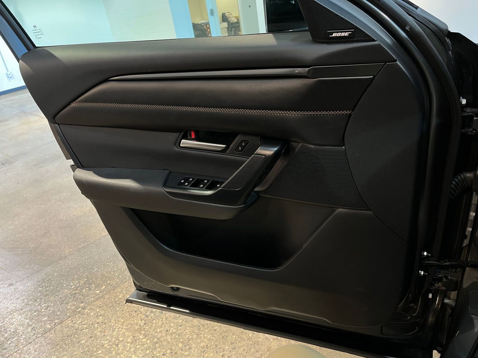 Used 2025 MAZDA CX-50 2.5 Hybrid w/ Premium Plus Pkg AWD/4WD image 18