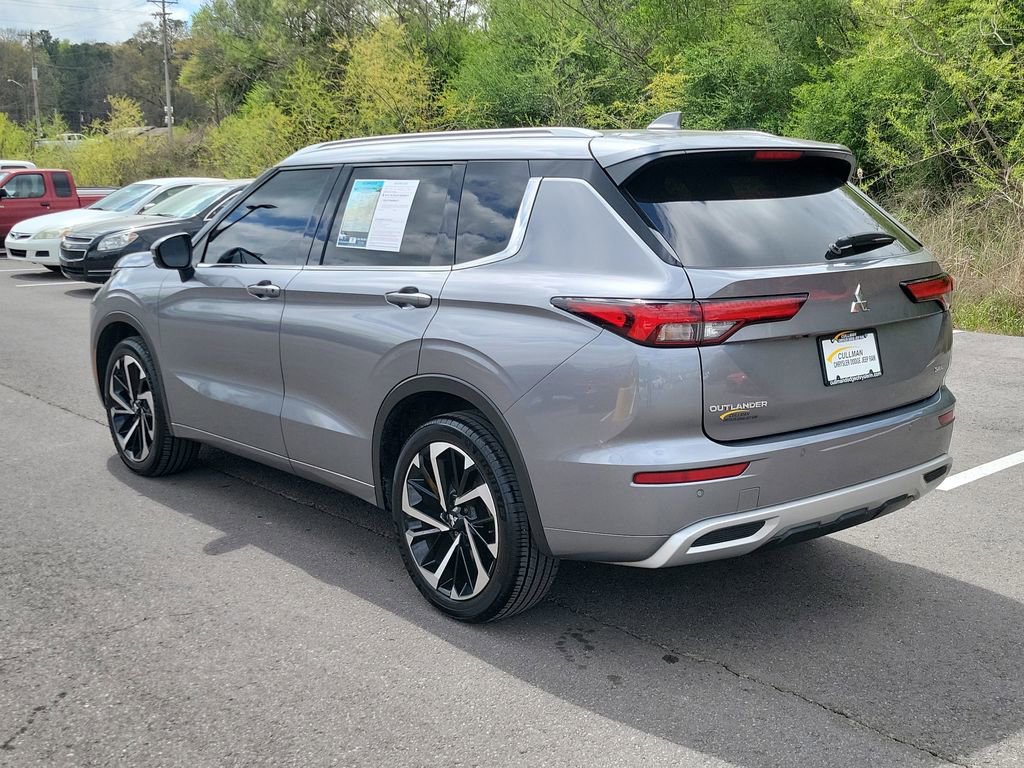 Used 2024 Mitsubishi Outlander SEL image 5
