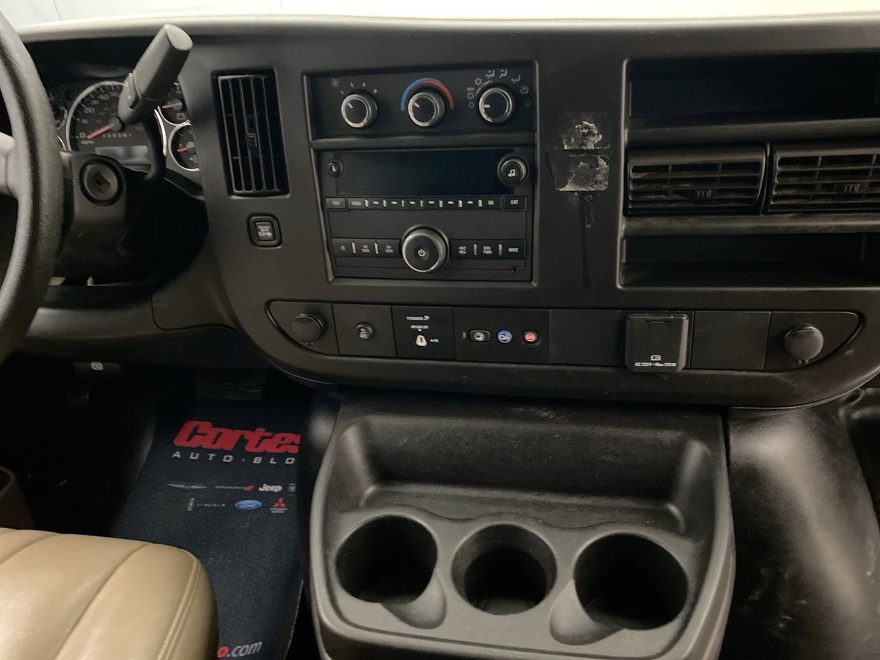 Used 2021 Chevrolet Express 2500 Extended w/ Driver Convenience Package RWD image 19