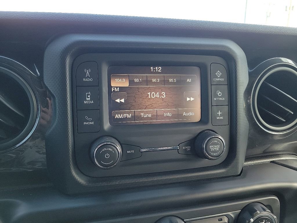 Used 2020 Jeep Wrangler Unlimited Sport image 16