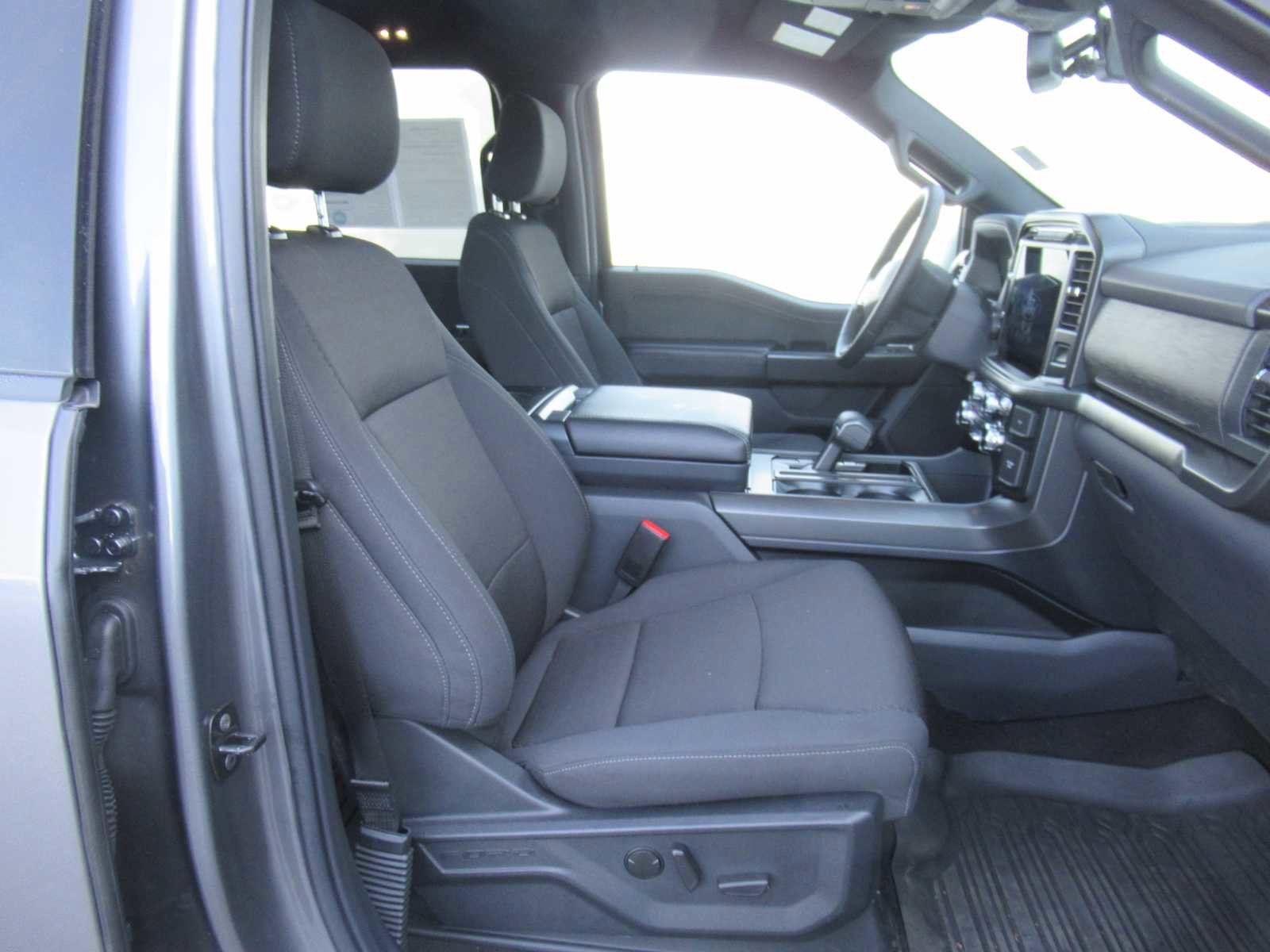 Used 2024 Ford F150 XLT w/ Equipment Group 302A MID image 14