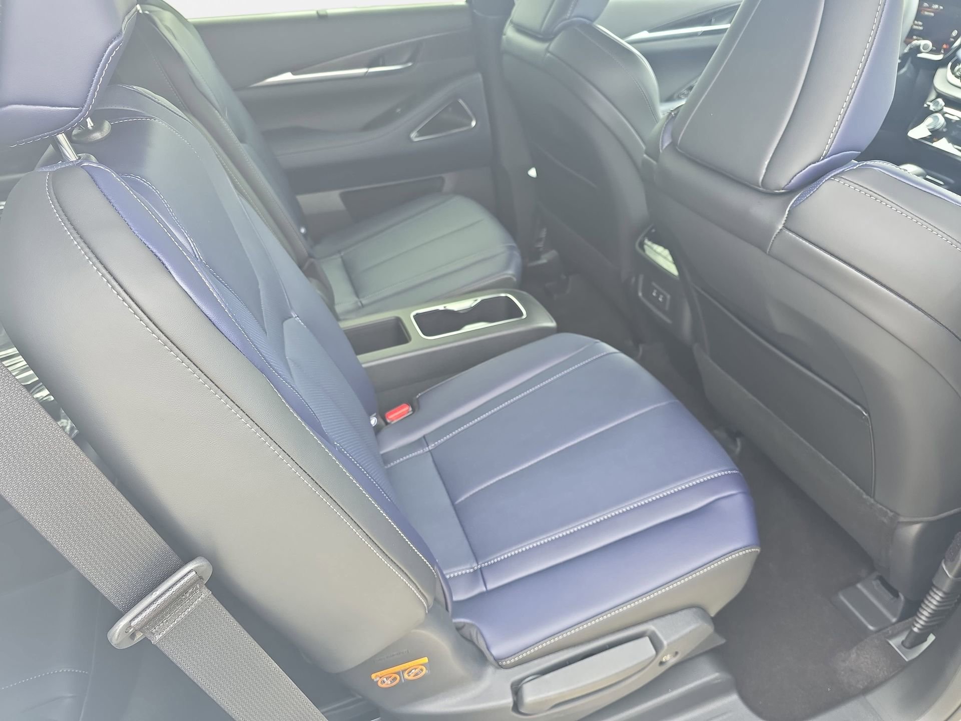New 2026 INFINITI QX60 Sport w/ Dark Cargo Package image 11