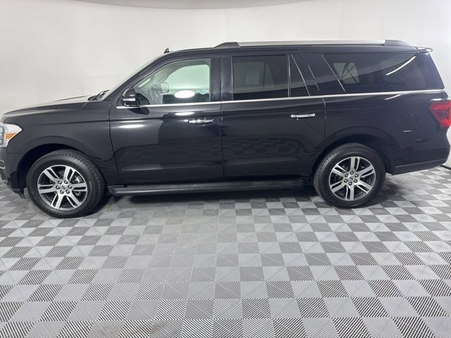 Used 2024 Ford Expedition Max Limited AWD/4WD image 6