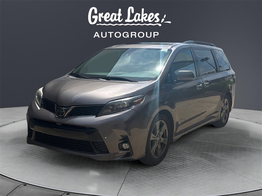 Used 2020 Toyota Sienna SE