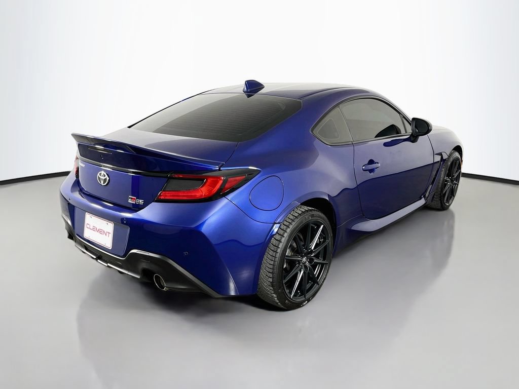 Used 2024 Toyota GR86 Premium RWD image 7