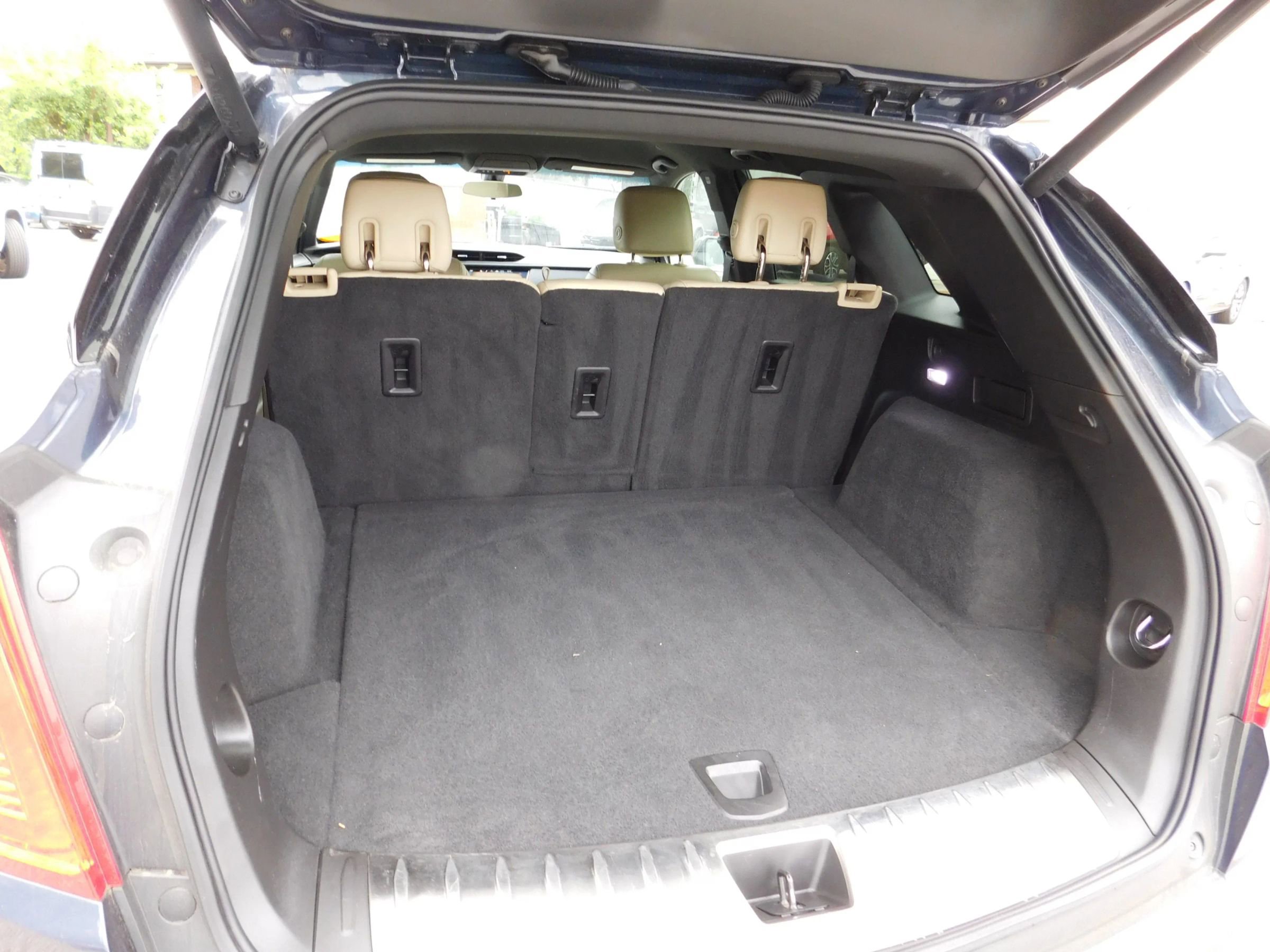 Used 2018 Cadillac XT5 FWD image 7