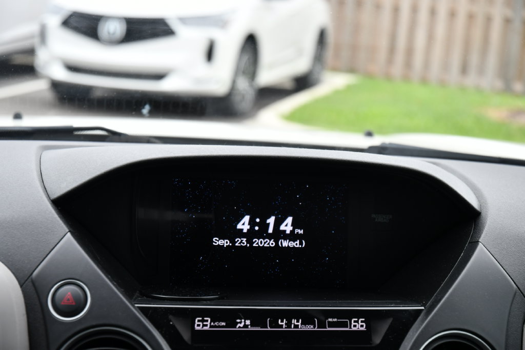 Used 2014 Honda Pilot Touring image 32