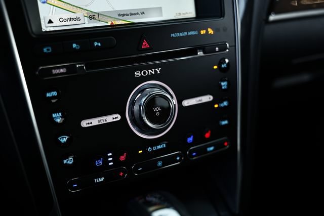 Used 2018 Ford Explorer Platinum AWD/4WD image 38