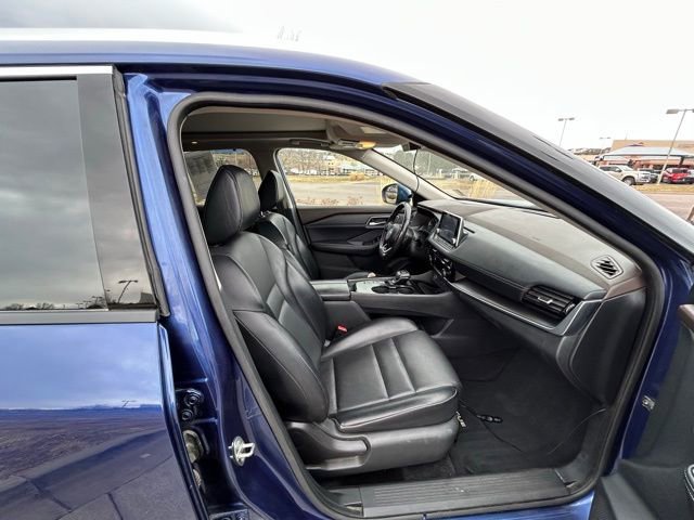 Used 2021 Nissan Rogue SV w/ Premium Package image 29