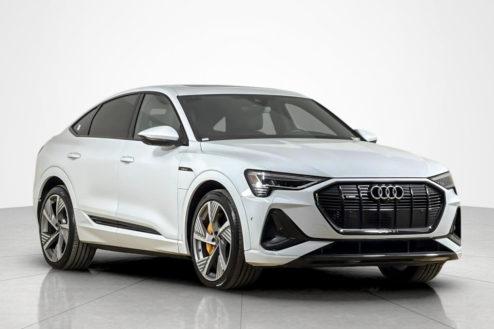 Used 2023 Audi e-tron Prestige w/ Prestige Package AWD/4WD image 7