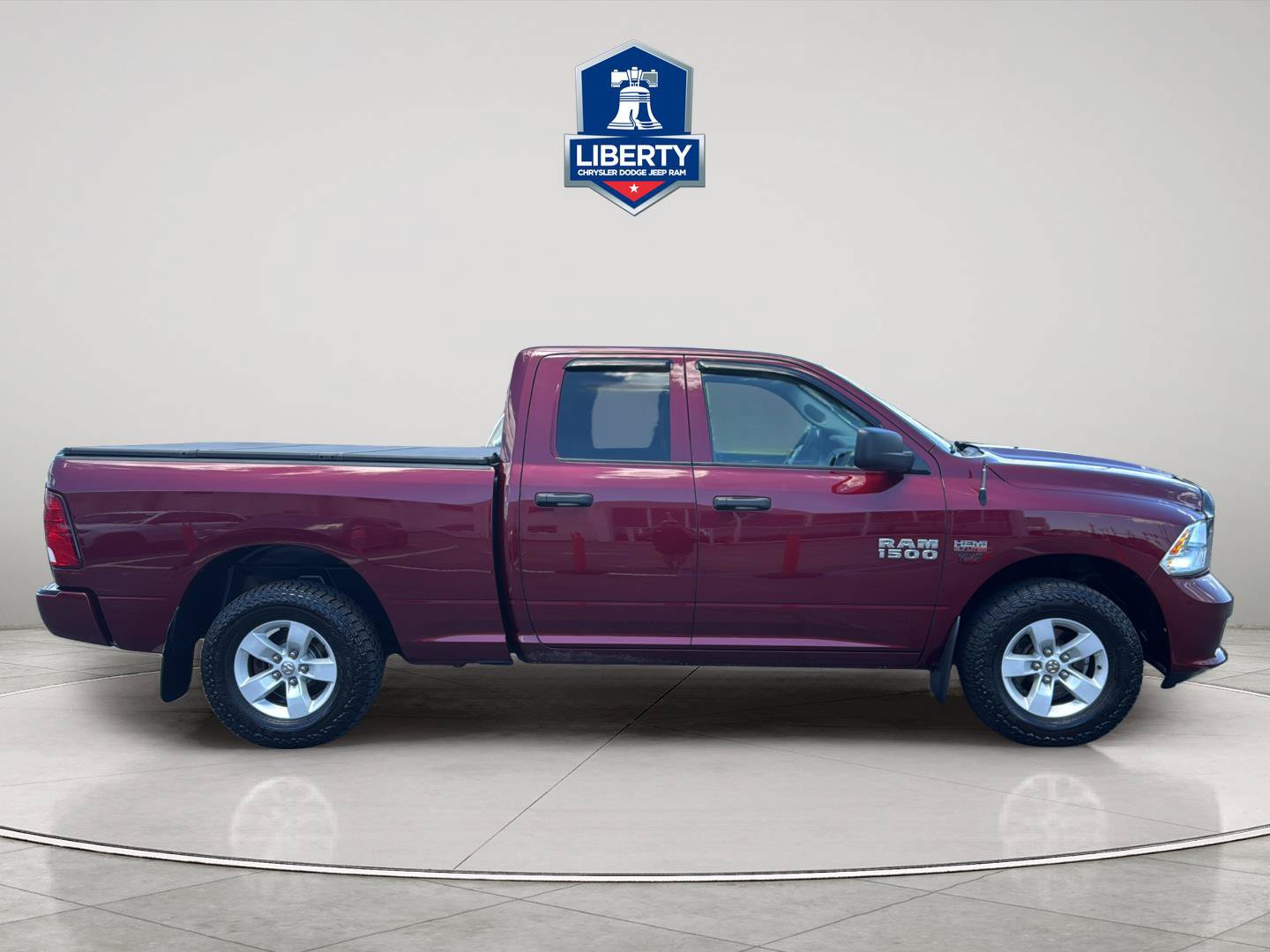 Certified 2017 RAM 1500 Express AWD/4WD image 13