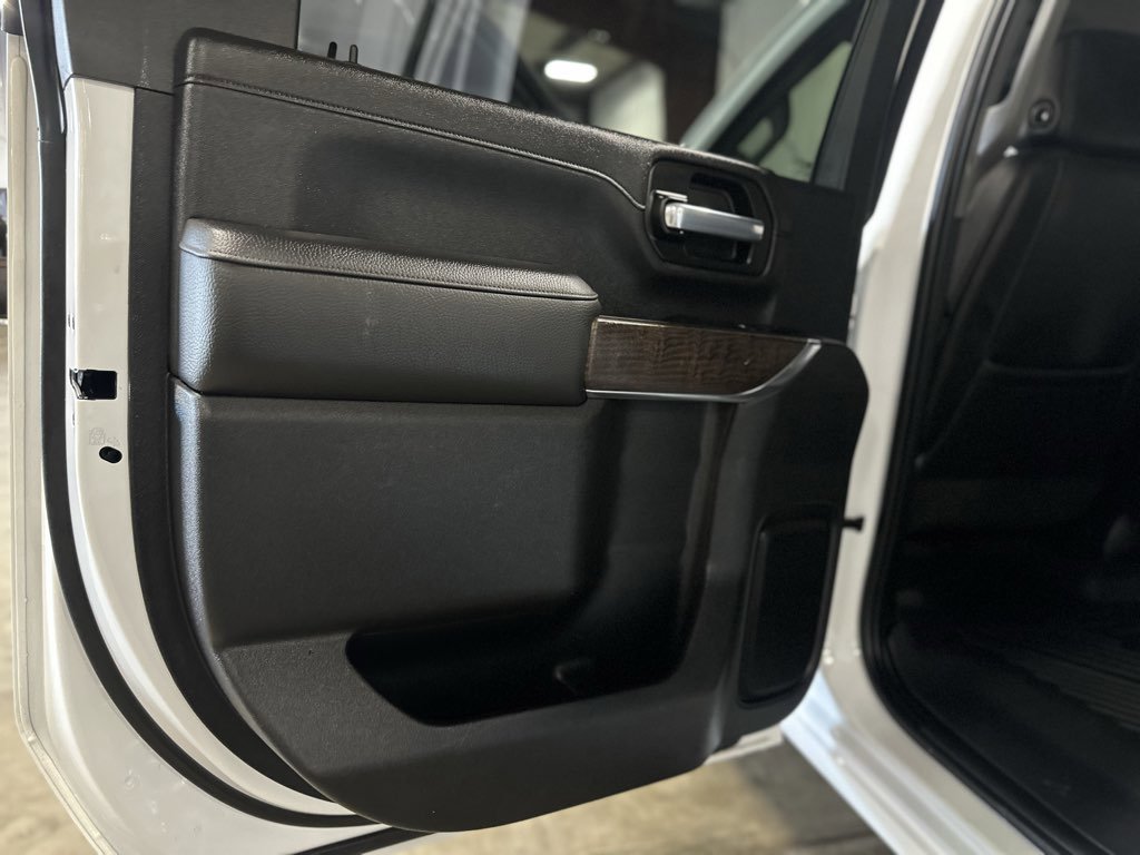 Used 2020 GMC Sierra 2500 Denali w/ Denali Ultimate Package image 32