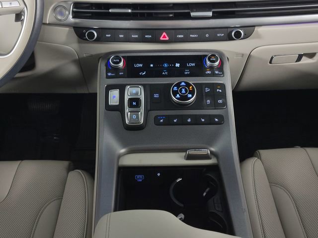 Used 2024 Hyundai Palisade Calligraphy image 27