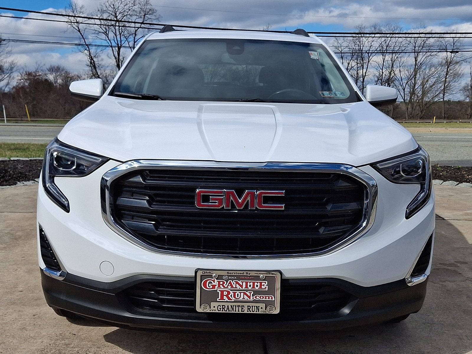 Used 2021 GMC Terrain SLE w/ Driver Convenience Package image 2