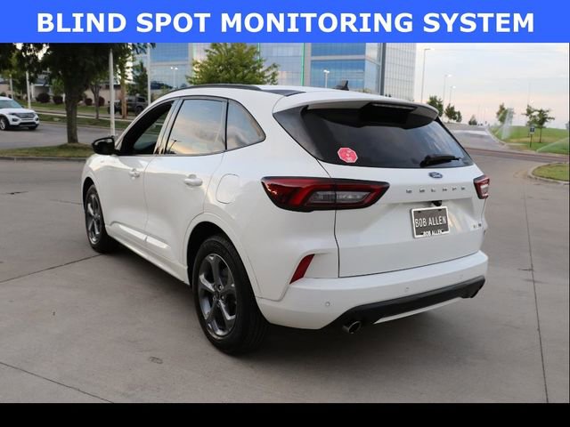 Used 2024 Ford Escape ST-Line w/ Tech Pack #1 image 8