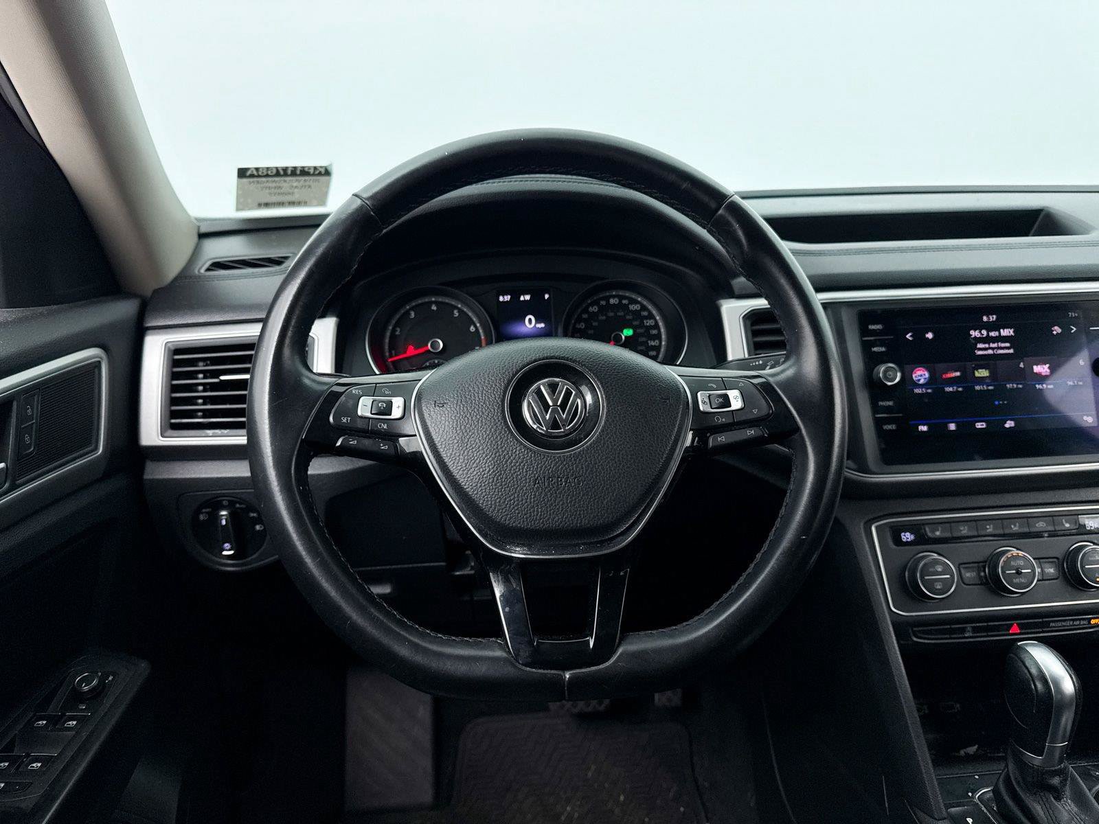 Used 2018 Volkswagen Atlas SE FWD image 3
