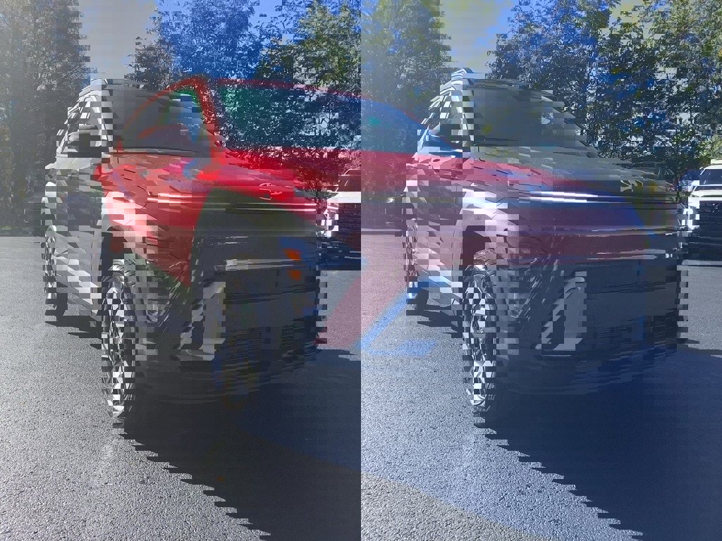 Used 2025 Hyundai Kona SEL