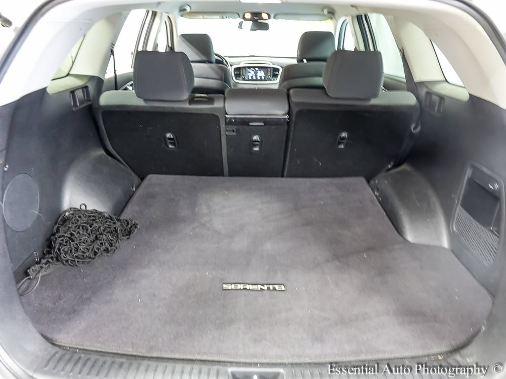 Used 2017 Kia Sorento AWD w/ LX Convenience Package image 20