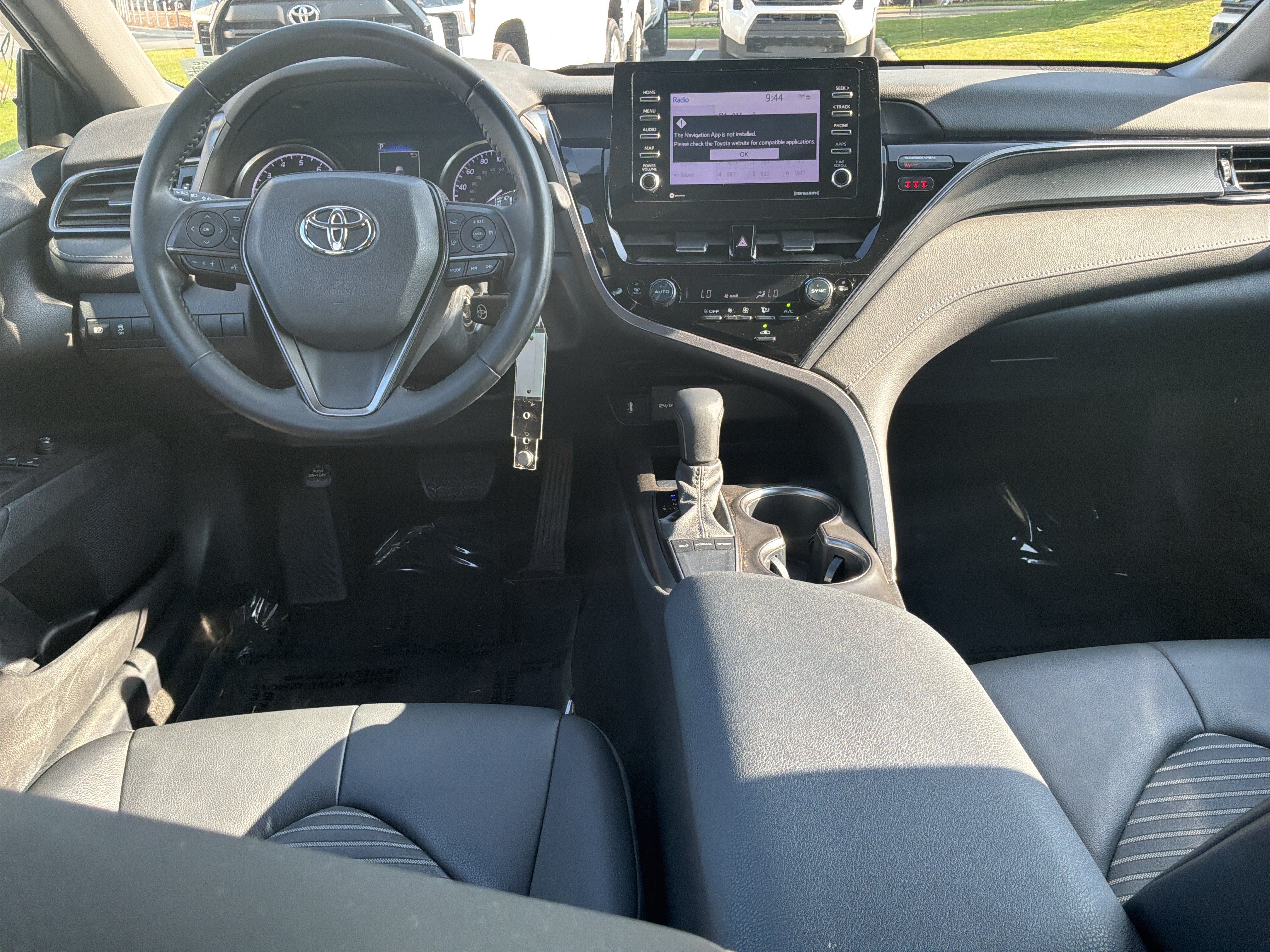 Used 2023 Toyota Camry SE FWD image 28