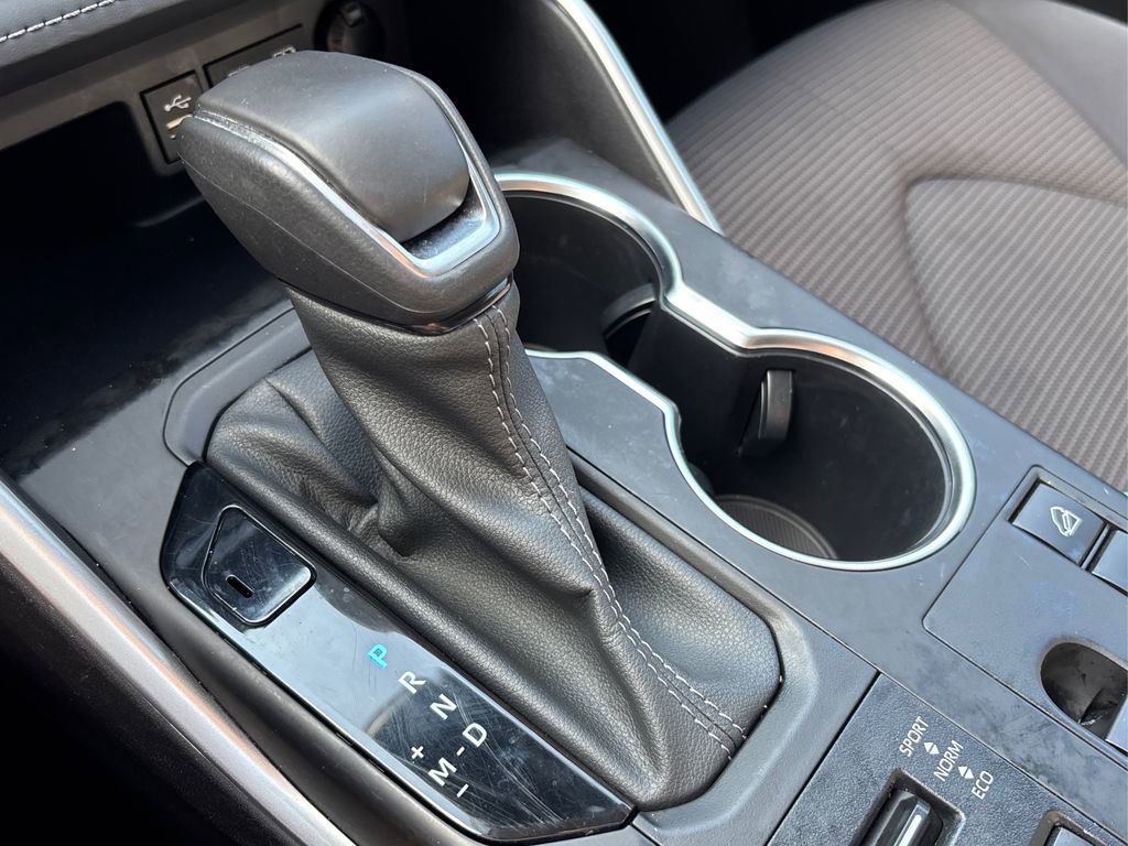 Used 2023 Toyota Highlander LE image 35