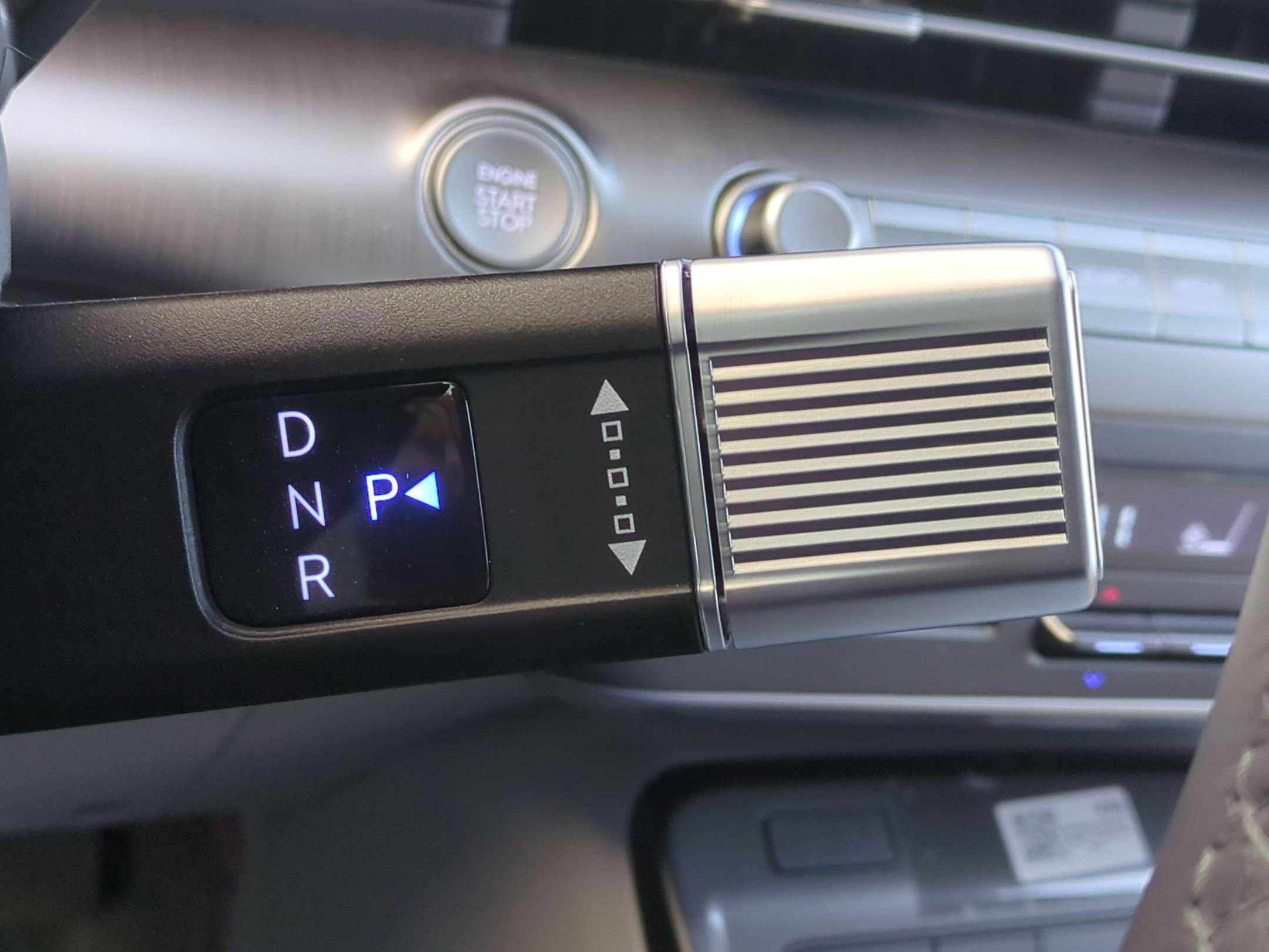 Certified 2025 Hyundai Kona SEL FWD image 31
