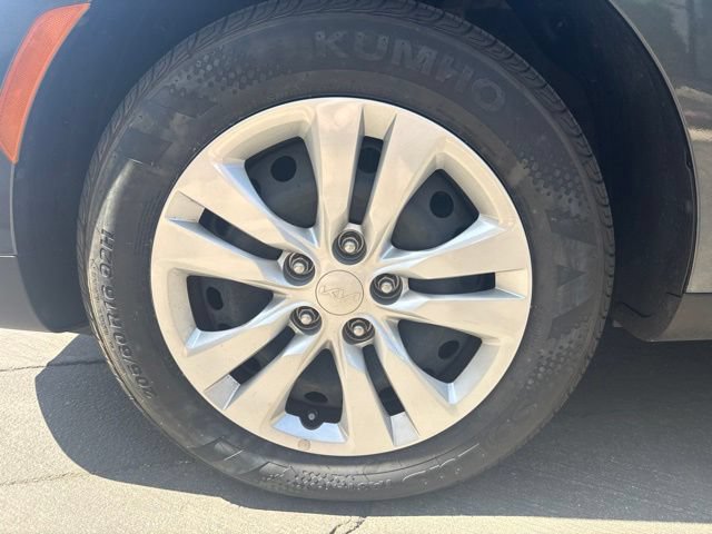 Certified 2023 Kia Soul LX FWD image 11