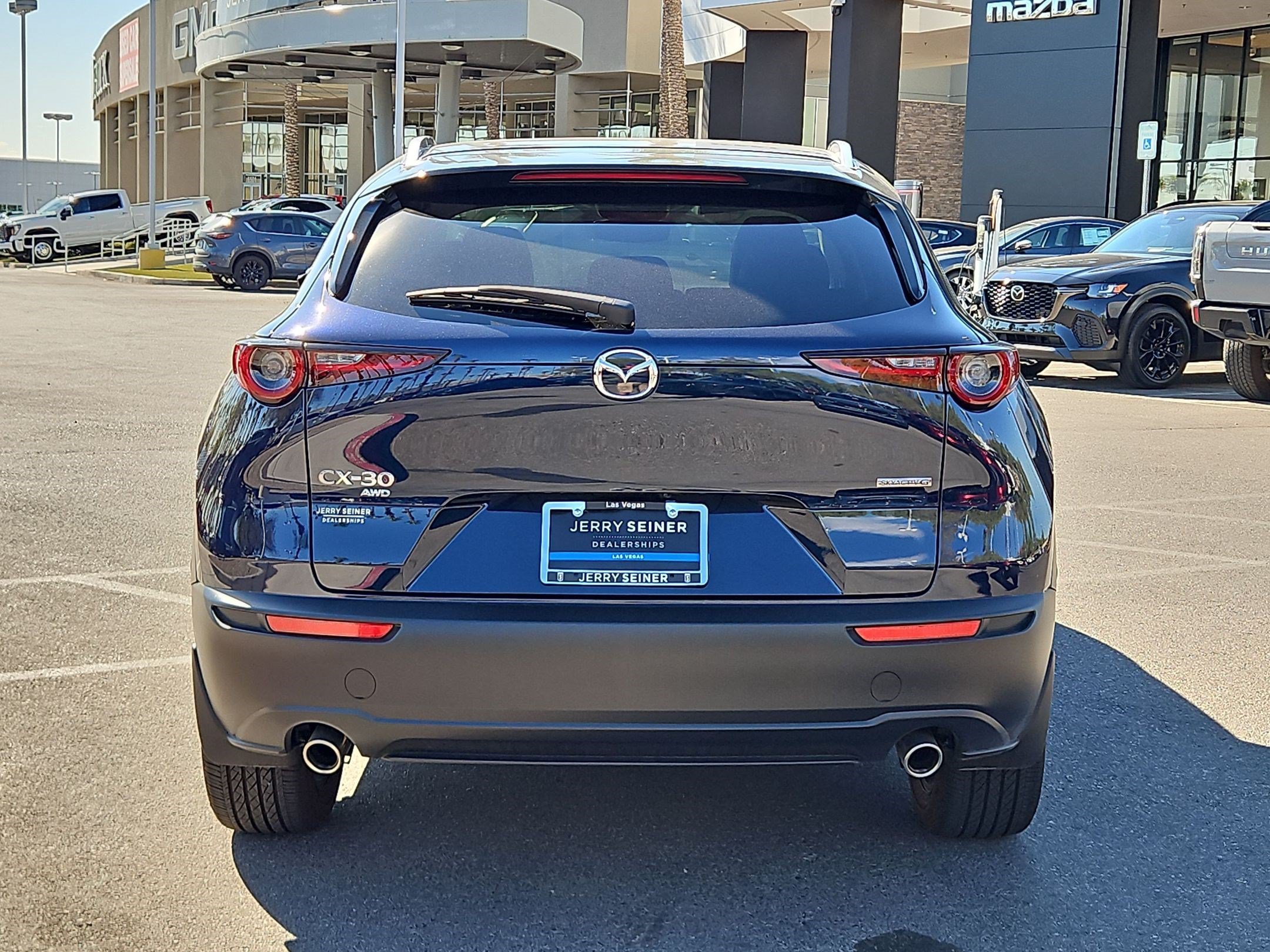 Certified 2025 MAZDA CX-30 AWD 2.5 S w/ Select Sport Pkg image 4