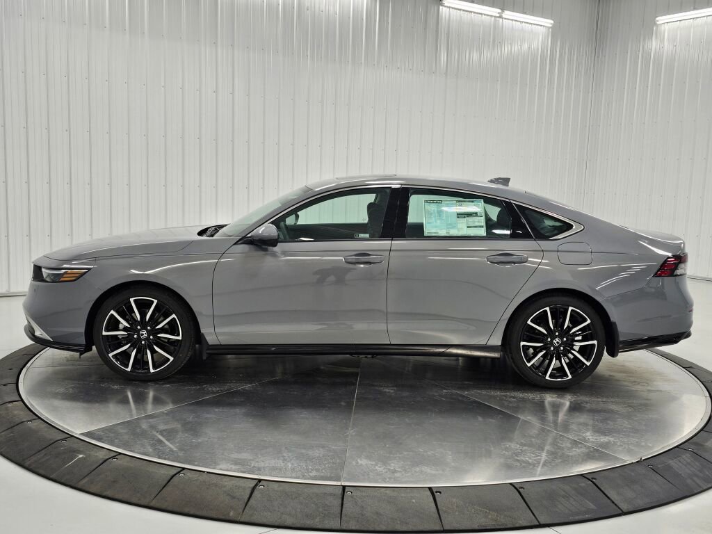 New 2025 Honda Accord Touring image 28