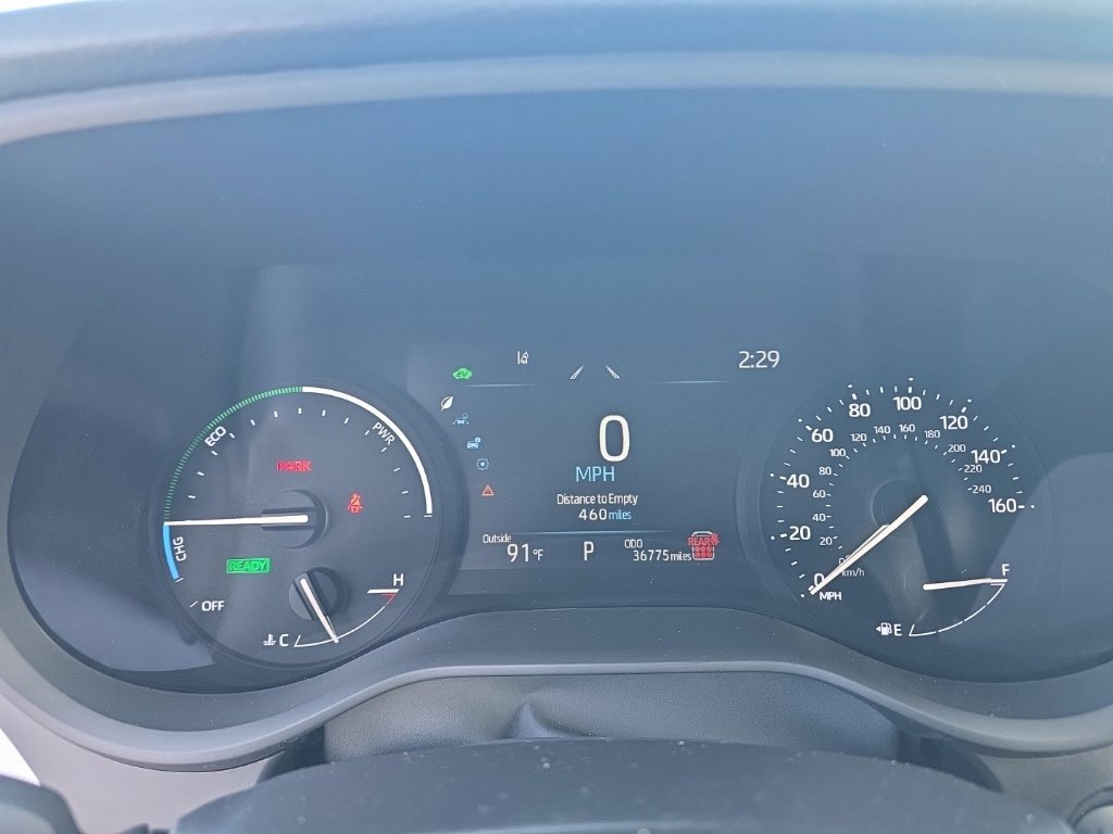 Certified 2025 Toyota Sienna LE FWD image 20