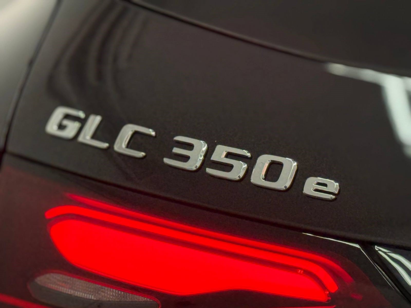 Certified 2025 Mercedes-Benz GLC 350e 4MATIC image 25