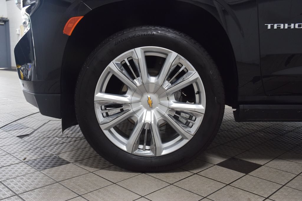 Used 2024 Chevrolet Tahoe High Country w/ Premium Package AWD/4WD image 27