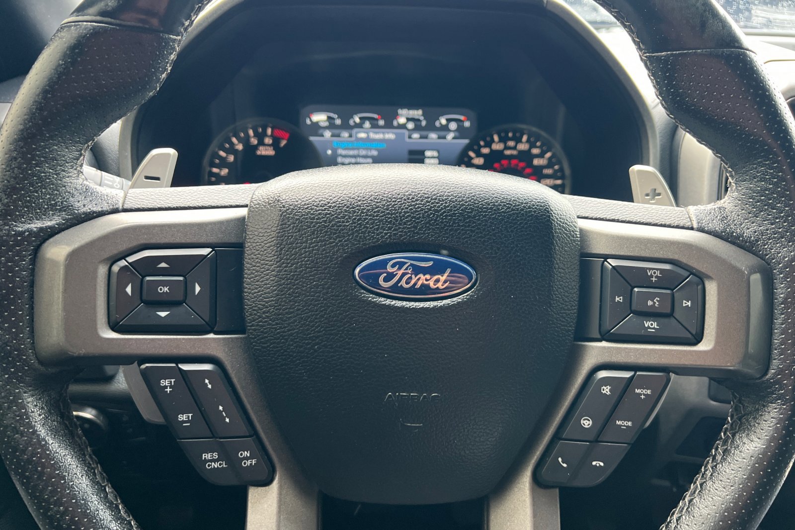 Used 2017 Ford F150 Raptor w/ Equipment Group 802A Luxury image 23