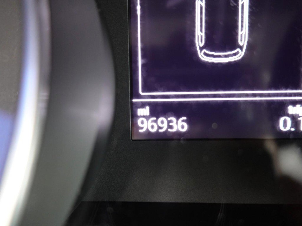 Used 2017 Volkswagen Golf S image 10