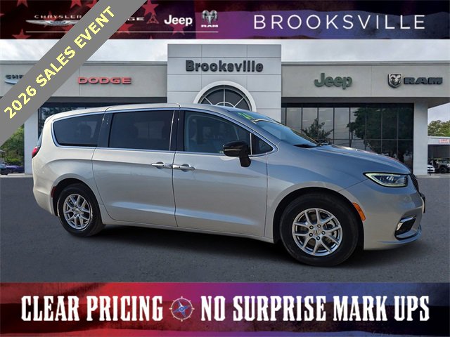 Certified 2024 Chrysler Pacifica Touring-L