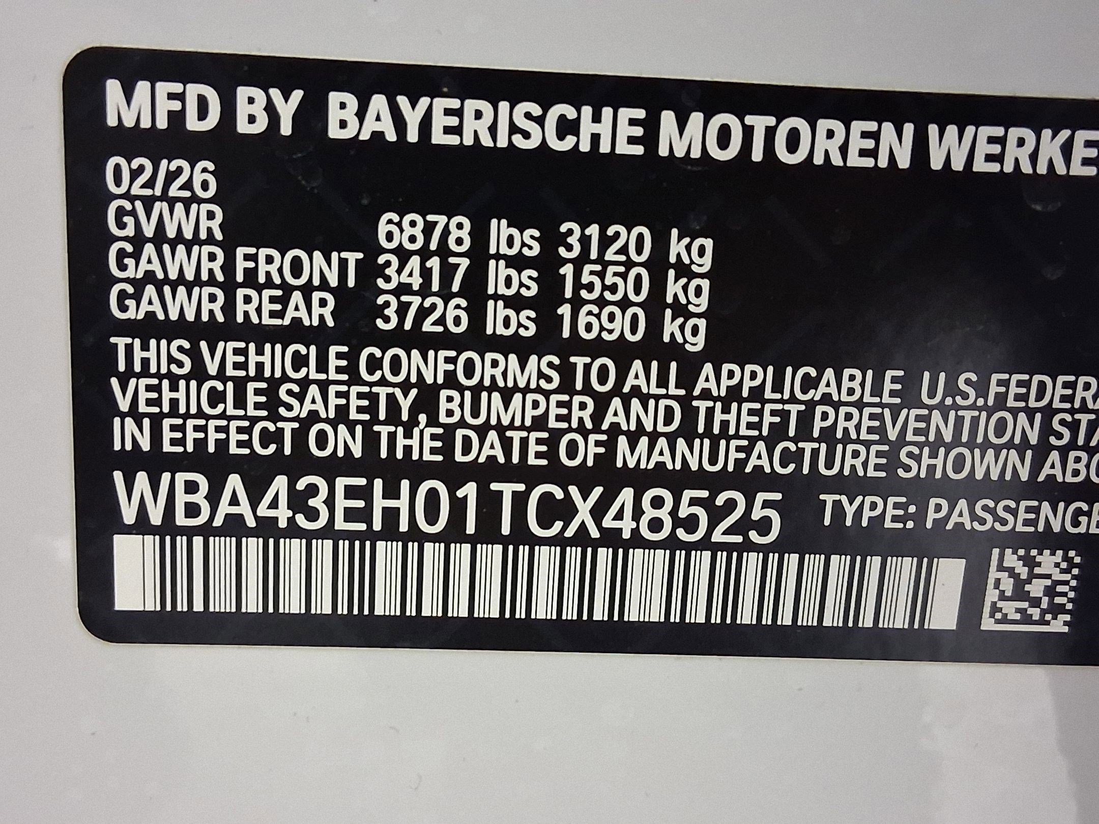New 2026 BMW 750e xDrive w/ Premium Package AWD/4WD image 18