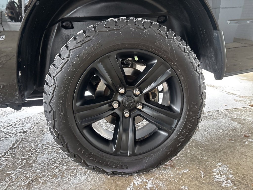 Used 2023 RAM 1500 Express w/ Wheel & Sound Group image 32