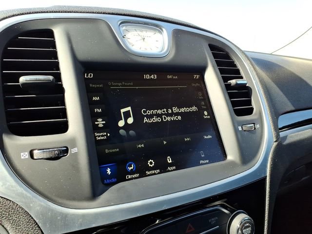 Used 2023 Chrysler 300 Touring w/ Sport Appearance Package RWD image 18