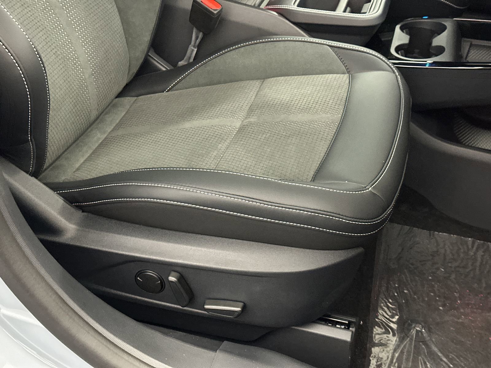 New 2025 Ford Mustang Mach-E GT image 12